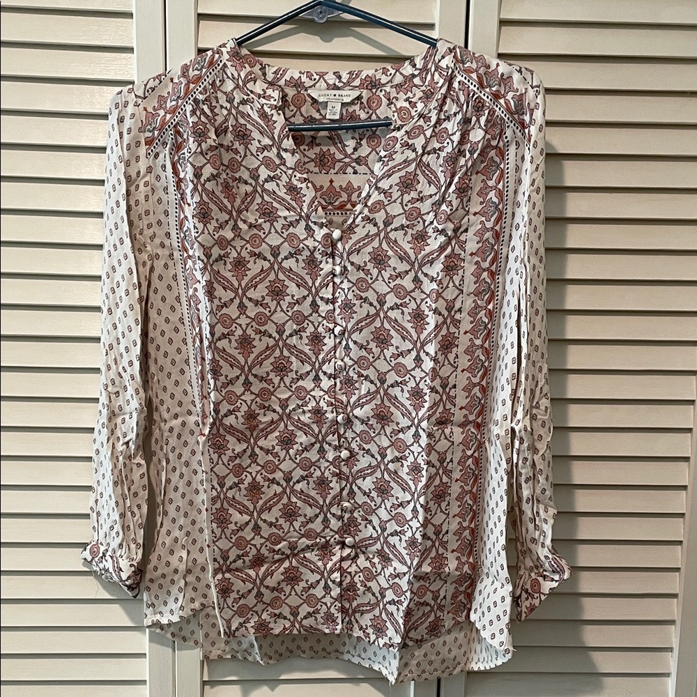 Lucky Brand Cream and Tan Patterned Blouse